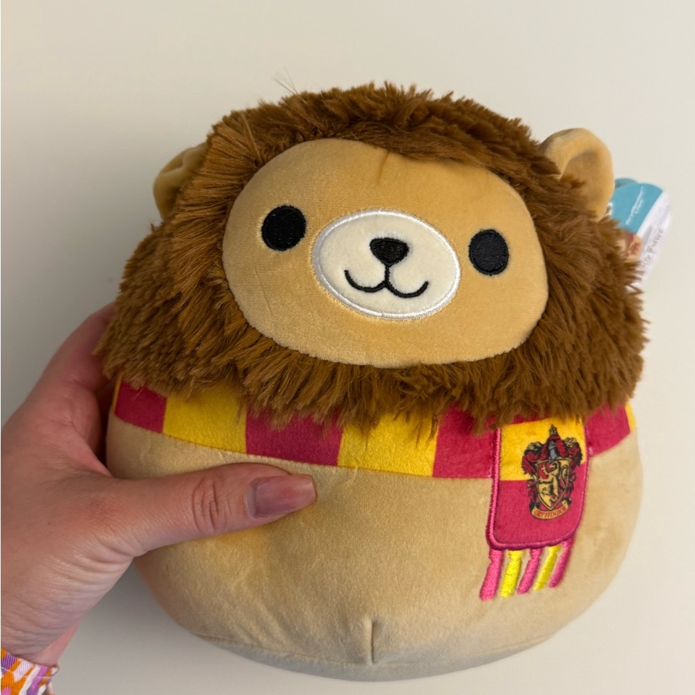 NWT Squishmallows Harry Potter a griffindor Brown and Tan Plush Lion Toy